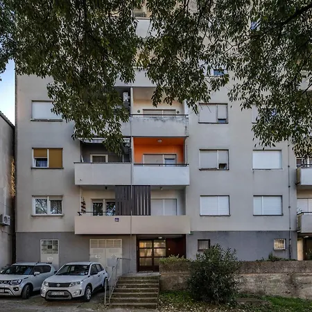 Jelena - Happy Apartment